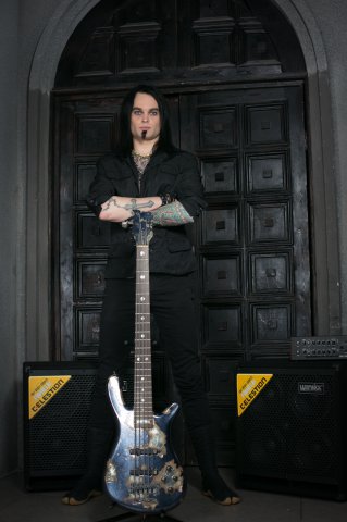 Photo set by Maria Freedom