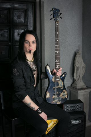 Photo set by Maria Freedom